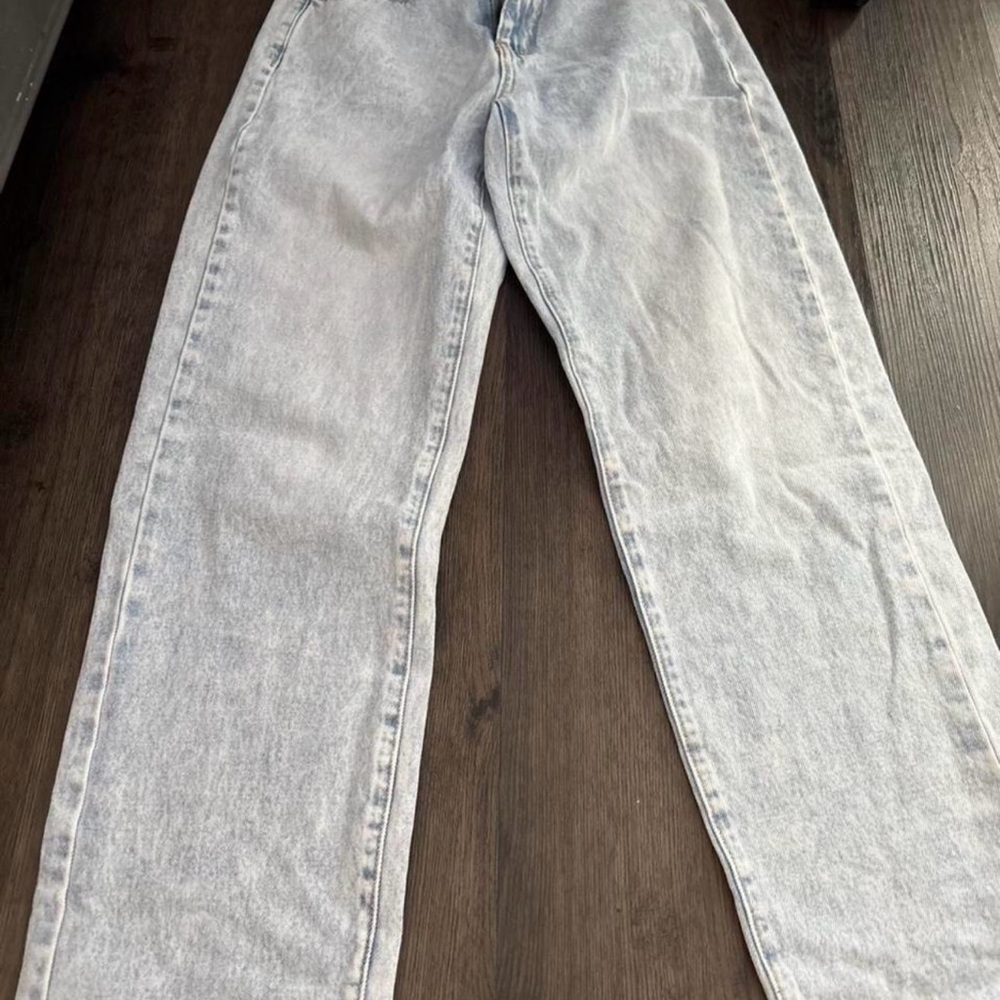 SHEIN Men's Ash Gray Straight Jeans